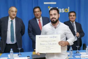 Becas y ayudas Instituto Cajasol Sevilla